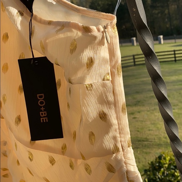 One- Sleeved Dress - Picture 2 of 2